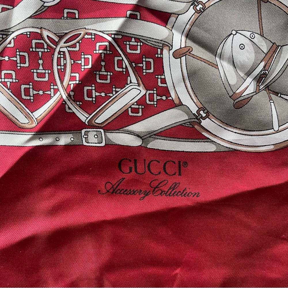Gucci Silk Vintage Scarf - Picture 7 of 13